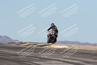 media/Dec-07-2025-CVMA (Sun) [[3e7d2de5dc]]/Race 6-The Shootout/